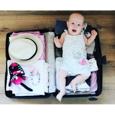 Moms Care Senzorický zajíček - Holčička - obrázek