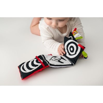 Moms Care Senzorické leporelo - Červené - obrázek