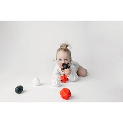 Moms Care Senzorické míčky - White & Black, 6 ks - obrázek