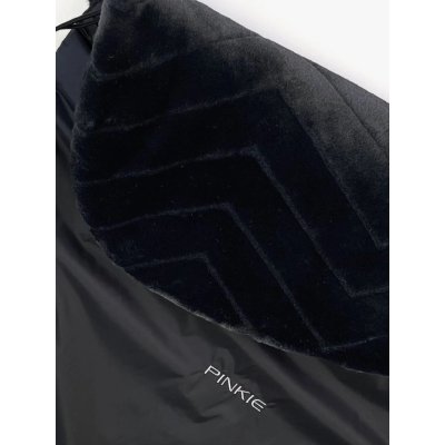 Pinkie Zateplená stahovací deka Fur - Black - obrázek