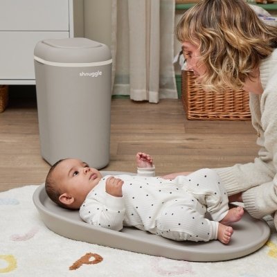 Shnuggle Eco-Touch koš na plenky - Taupe