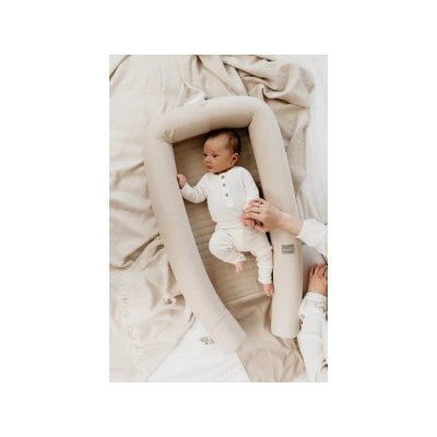 Sleepee Multifunkční hnízdečko pro miminko s bílým šumem 3v1 - Sand - obrázek