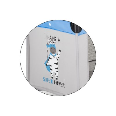Petite&Mars Cestovní postýlka Koot - Zebra Super Power - obrázek