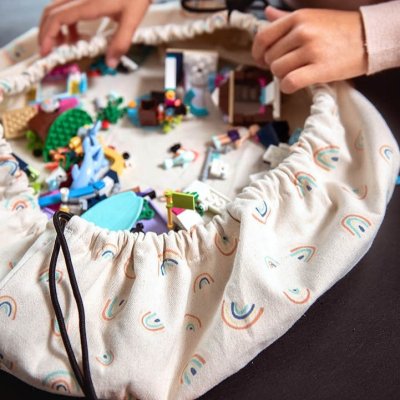 Play & Go Noomad Original Mini Vak na hračky - Rainbow - obrázek