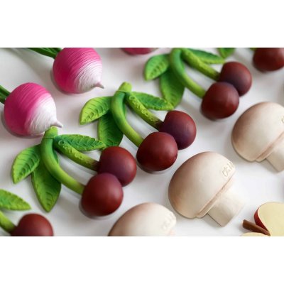 Oli&Carol Kousátko - Mery the Cherry - obrázek