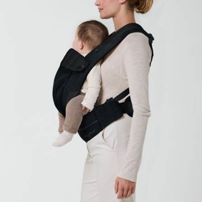 Cybex Platinum Coya Carrier Nosítko Bouclé - Smoky Black - obrázek