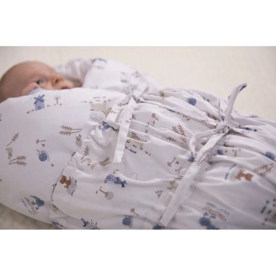 Little Angel zavinovačka šněrovací pevná záda Outlast® - Farma/Krémová - obrázek