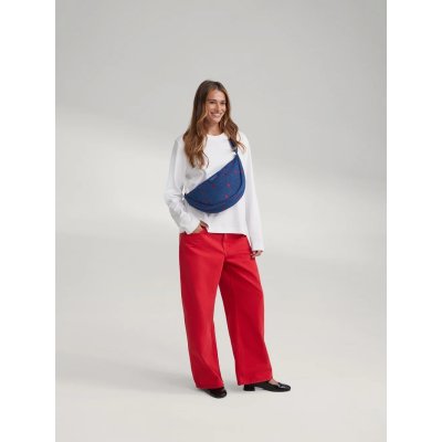Studio Noos Crossbody ledvinka Denim - Dark Blue Red Hearts - obrázek