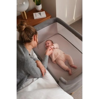 Inglesina Přístavná postýlka Welcome Bed - Baku Grey - obrázek