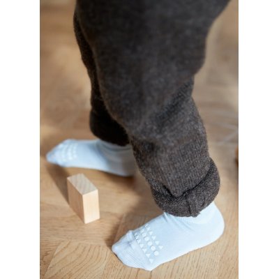 GoBabyGo Protiskluzové ponožky Bamboo - Sky Blue, vel. 6 - 12 měsíců - obrázek
