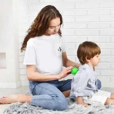 Moms Care Masážní míček - Green