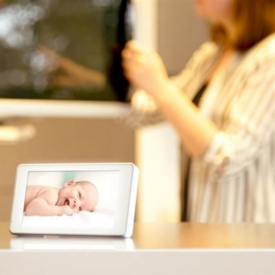 Alecto Baby Wi-fi chůvička DIVM-850 s displejem 5" + možností připojení chytrého telefonu - obrázek